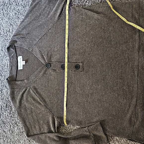 STUNNING FRENCH LAUNDRY TWEED/ WAFGLE PRINT BUTTON DOWN SWEATER - Picture 5 of 8